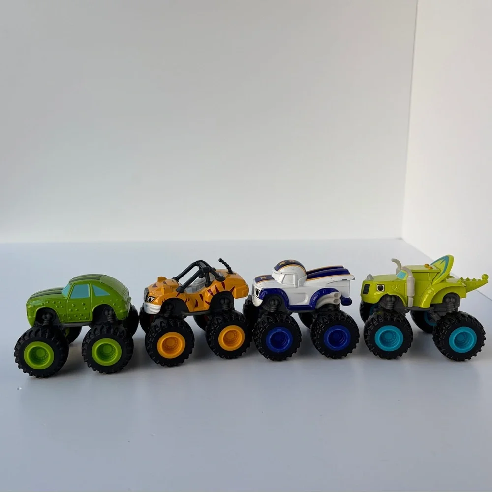 Fisher-Price Nickelodeon Blaze The Monster Machines Pickle Darington Stripes Zeg
